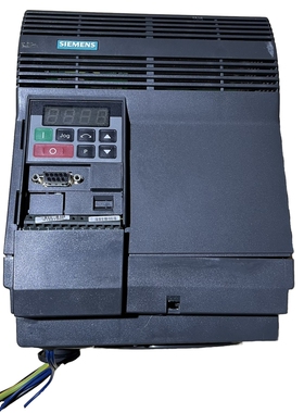 Siemens MICROMASTER 6SE9221-0DC40 4KW INVERTER USED & Workin