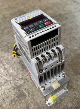 1x Allen-Bradley CAT 160-BA01NSF1 Frequenzmrichter