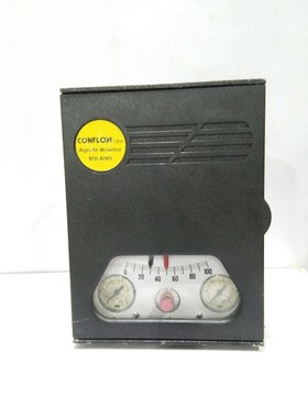 CONFLOW S. P. A. 83R11 Temperatura Indicador Controlador 83R
