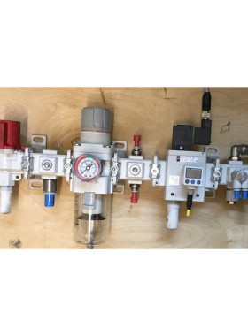 SMC Druckluft Pneumatik Wartungseinheit VHS40 AW40 EAV4000 V