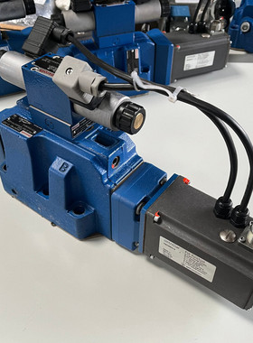 Rexroth R900713823 4WRKE25E350L-33/6EG24ETK31/A5D3M Servoven