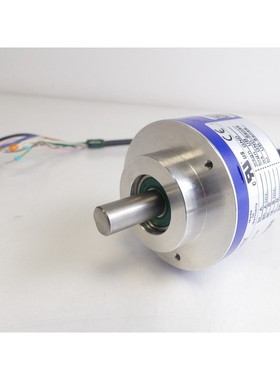 Baumer GI355.0223109 Encoder Drehgeber SN: 723191 - ungebrau