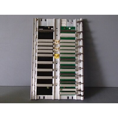 6ES57002LB11 - SIEMENS - 6ES5700-2LB11/Subrack CR2 Used
