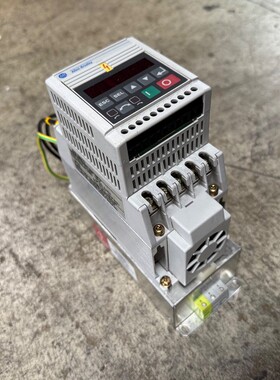 1x Allen-Bradley CAT 160-AA04NSF1 Frequenzmrichter