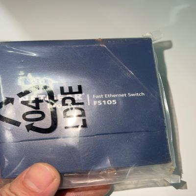 NETAR网件 FS105 议价议价