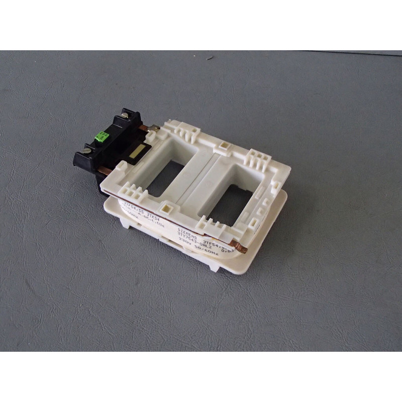 3TY75430AL2 - Siemens - 3TY7543-0AL2 / Bobina Interruptor 3T