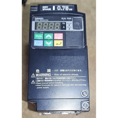 OMRON MX2  MX2A2007E  WJ200007LFE  075 KW  MX2 A2007 E