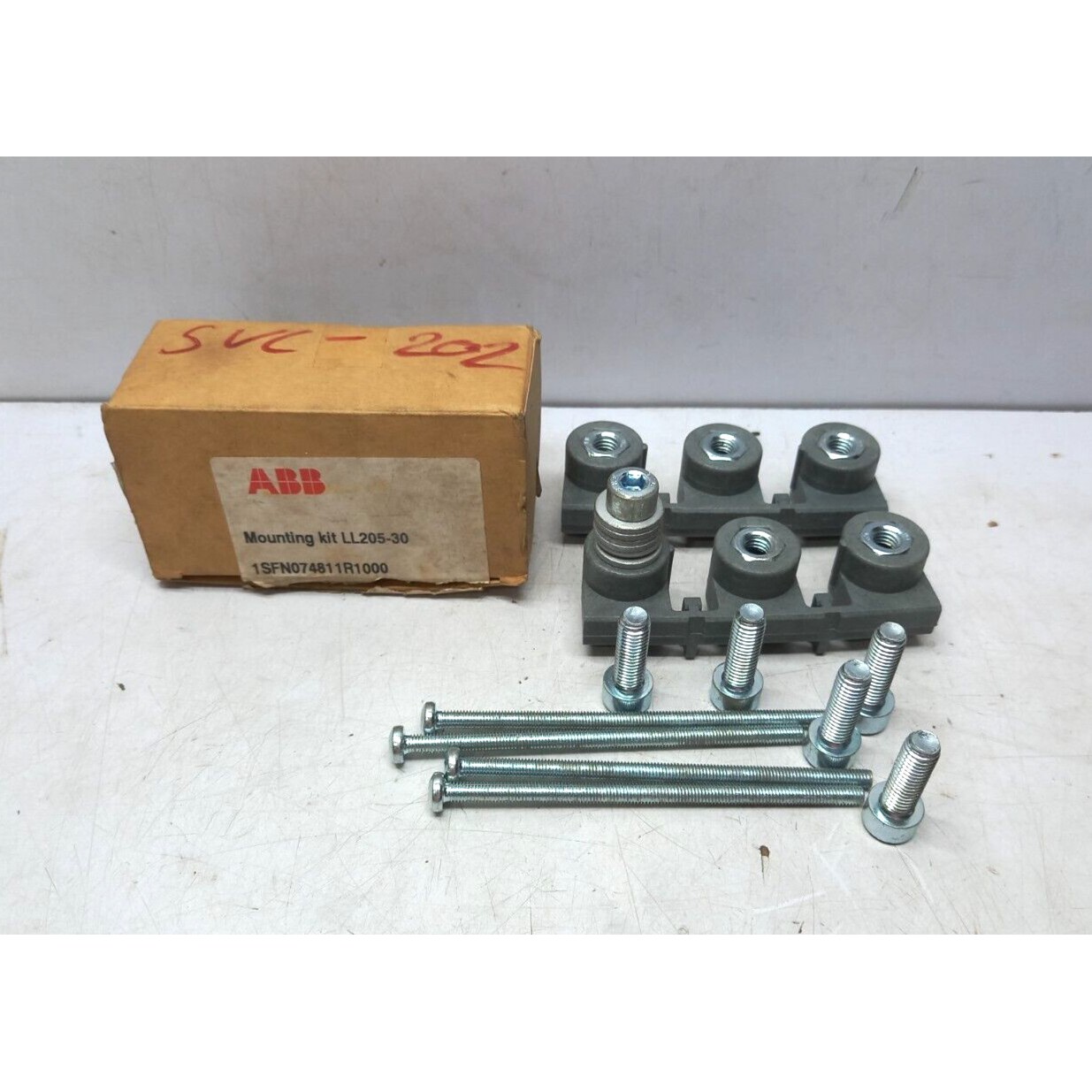 Kit Di Montaggio ABB LL205-30 1SFN074811R1000