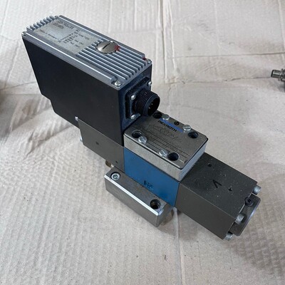 Mannesmann Rexroth 4WRSE 6 X00-31/G24K0/A1V-659 00965232 Ser
