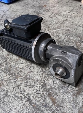 Lenze MDSKBS056-23 Carl Rehfuss SM031HZ-IEC80C Servomotor +