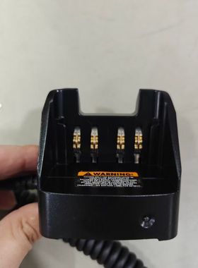 APX1000 APX2000 APX3000 APX4000 MTP8500车载充电器 NNTN8525A