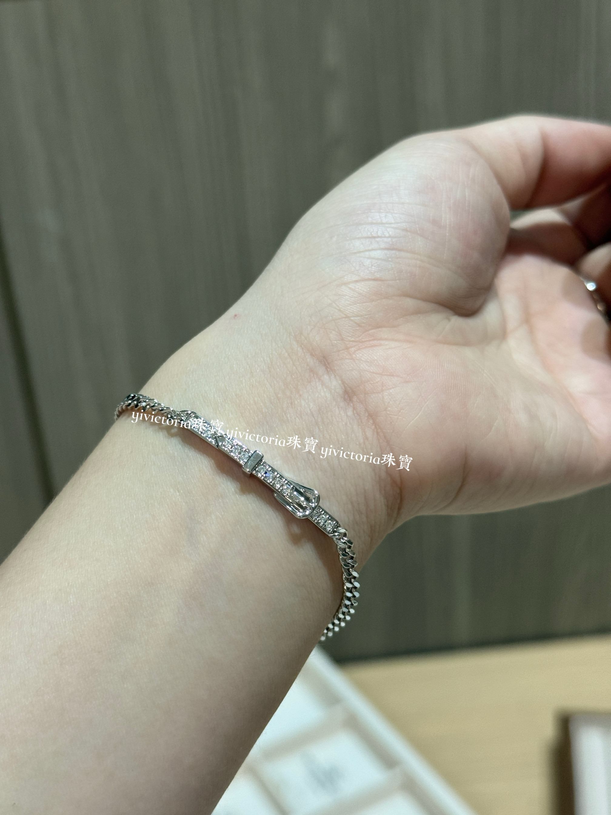 thumbnail for 2025年夏季新款马鞍扣满钻Etiviwe皮带手链戒指女士玫瑰金纯银简