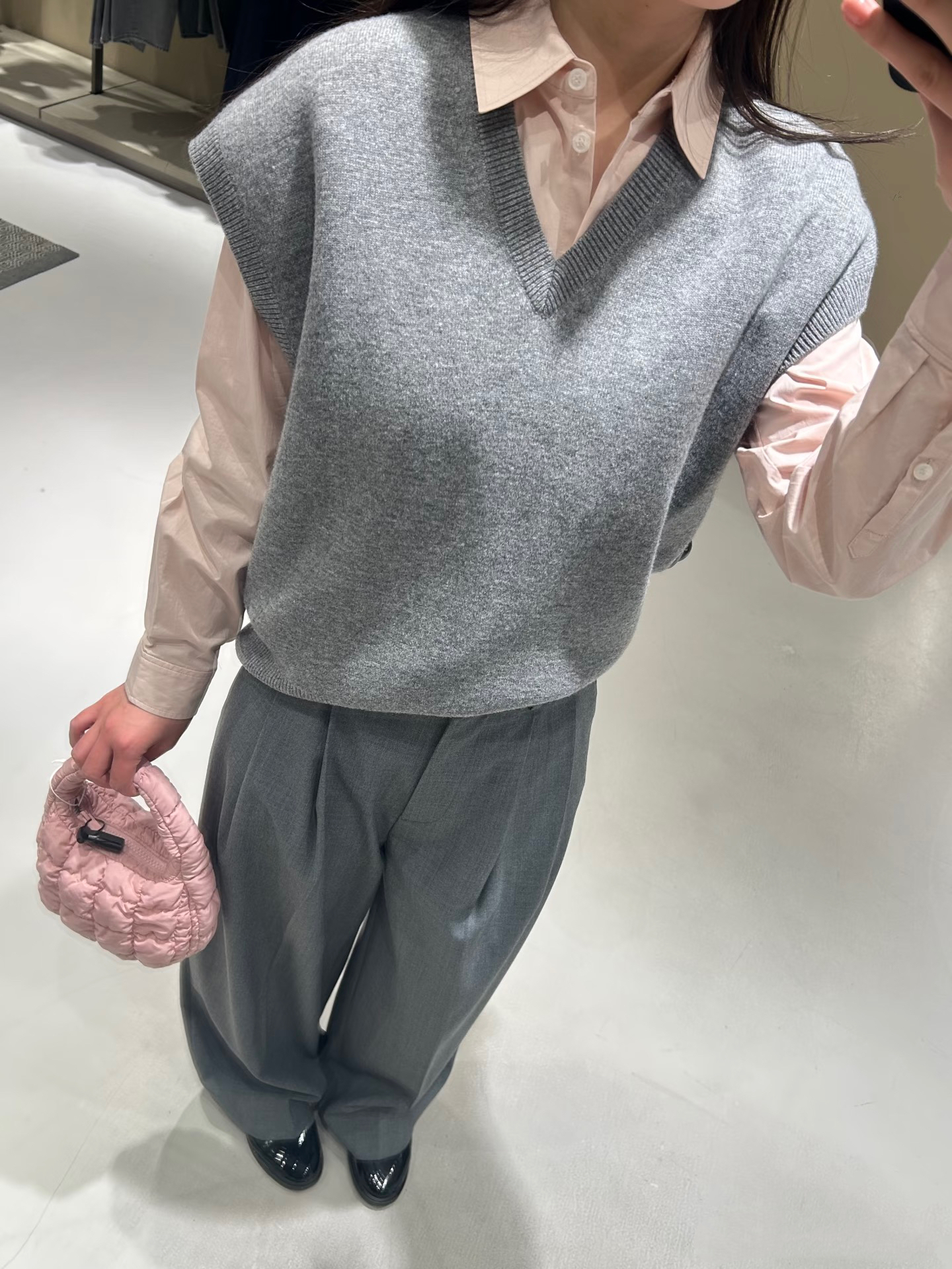 原 C女装女士休闲版型灰色羊毛双面尼V领背心秋冬新品