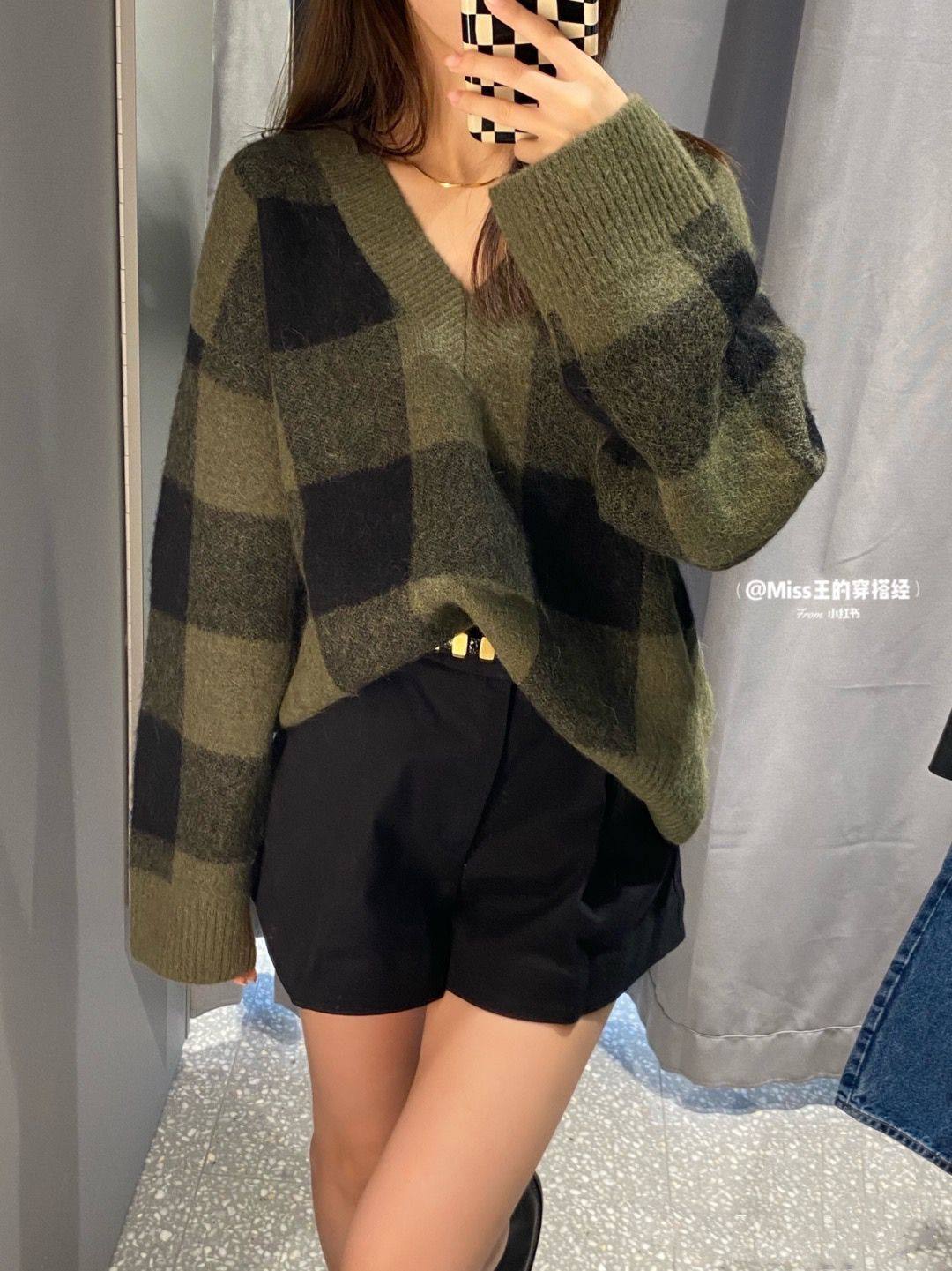 原 北欧A家绿色格纹羊驼毛混纺休闲V领落肩宽松毛衣