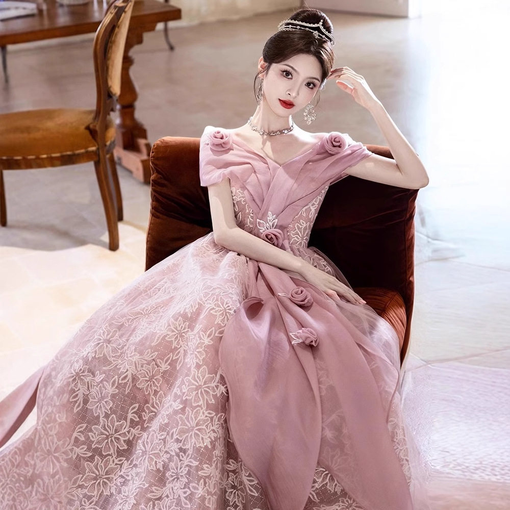 粉色晚礼服女高级感轻奢小众高端成人礼艺考裙绝美年会主持人新款