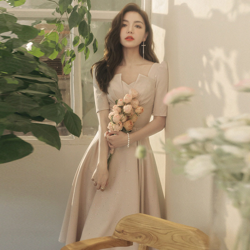 伴娘服2026新款冬季高级感姐妹团显瘦小礼服裙女平时可穿小个子女