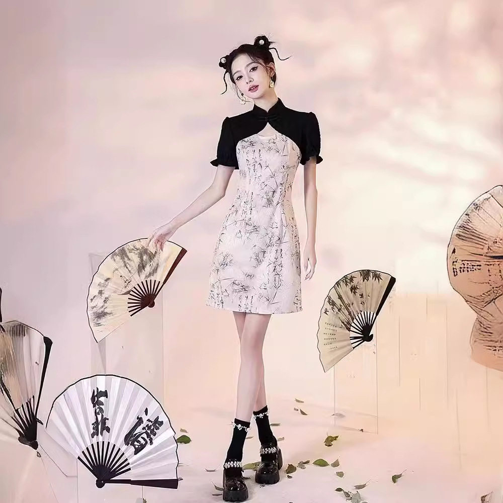 新中式旗袍夏季新款2026改良年轻款少女国潮风女装黑色连衣裙短款