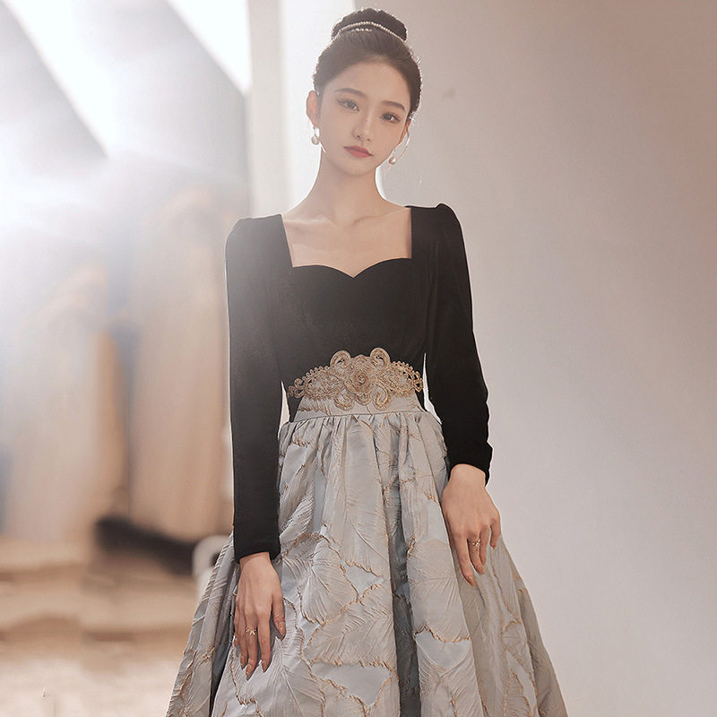 宴会晚礼服女2026新款气质修身优雅连衣裙年会主持人生日丝绒礼服