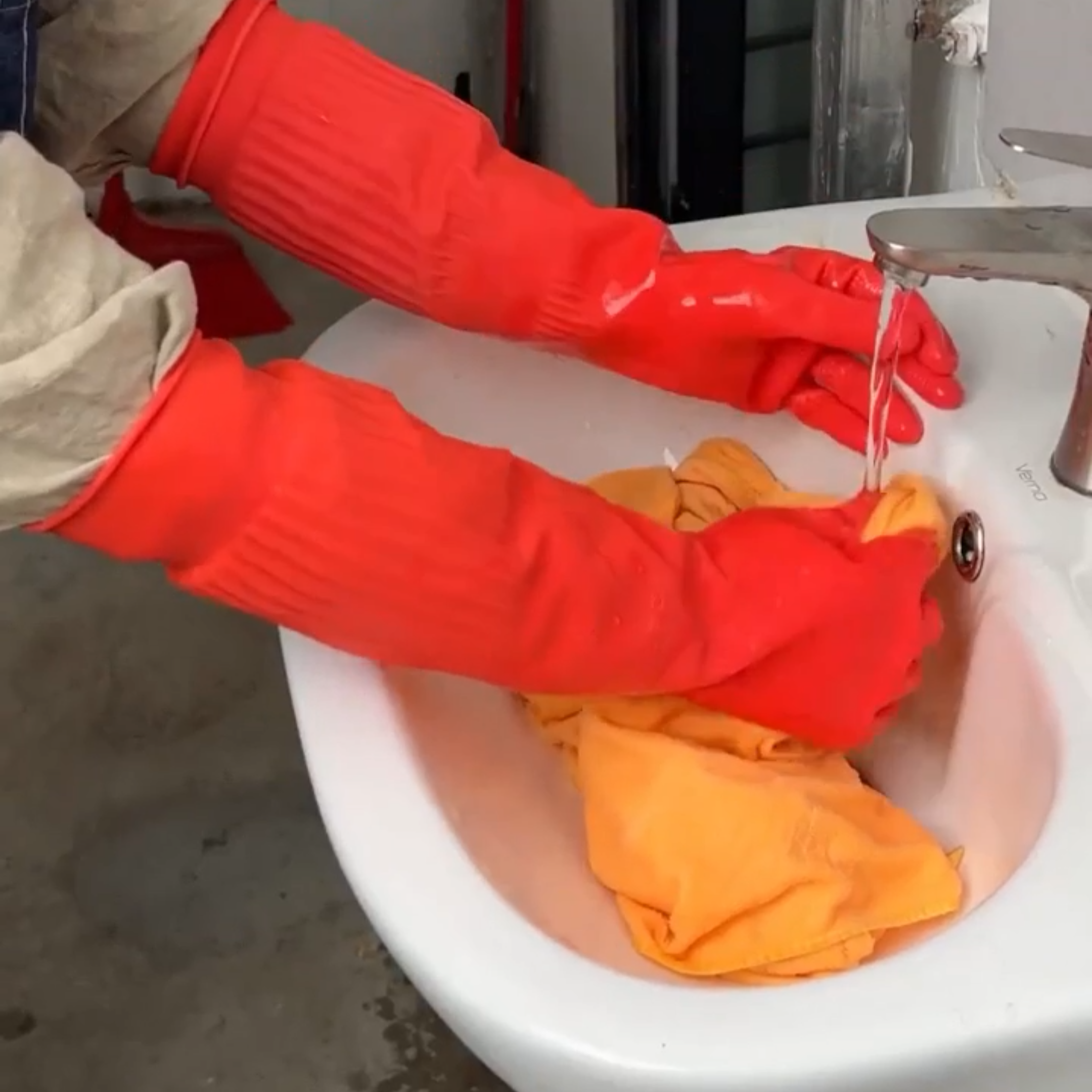 加长乳胶手套家用厨房洗碗加绒加厚牛筋胶皮防寒清洁洗衣手套