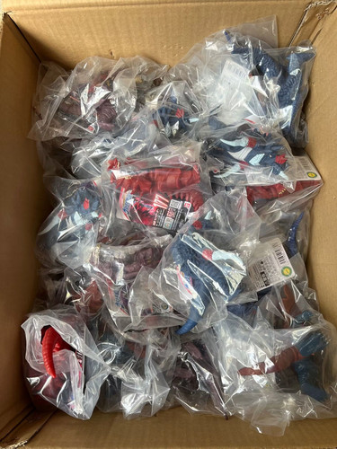 万代影视软胶奥特曼系列哥莫拉