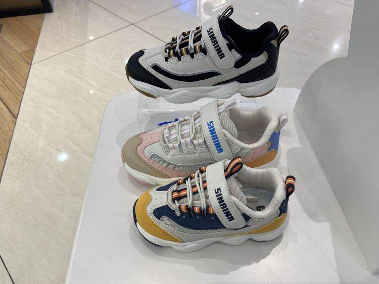 斯乃纳童鞋2022秋季新款男女童舒适休闲运动鞋233376