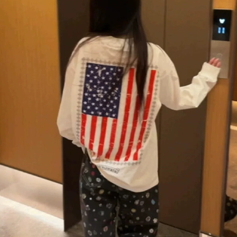 白色旗帜印花正肩长袖t恤女春秋2026新款春季宽松松弛感辣妹上衣