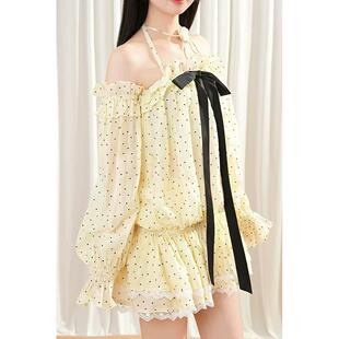 纯欲甜美一字肩波点长袖连衣裙子女秋季法式收腰小个子花苞短裤子