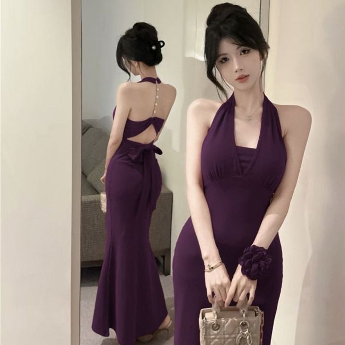 纯欲性感紫色挂脖吊带连衣裙女露背连衣裙后妈修身包臀长裙礼服