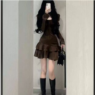 法式初恋气质连衣裙女秋冬系穿搭高级感御姐风修身荷叶边裙子