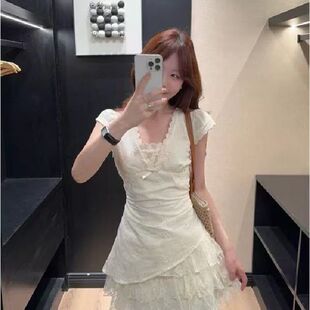 白色连衣裙女短款初恋系小白裙绝美巨好看收掐腰a字蛋糕裙子