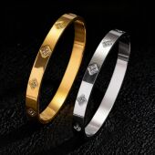 不锈钢手镯 四叶草手环镀18K金百搭幸运草钛钢手镯女 欧美女式