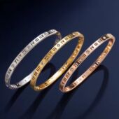 配饰品欧美潮流款 钛钢手镯罗马字不掉色韩国简约男女手链时尚 个性