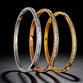 不锈钢手镯女生满天星镶钻小众不掉色欧美钛钢手镯饰品