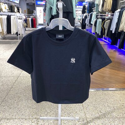 MLB26夏款女子复古NY刺绣圆领短款修身休闲运动短袖T恤3FTSB1263