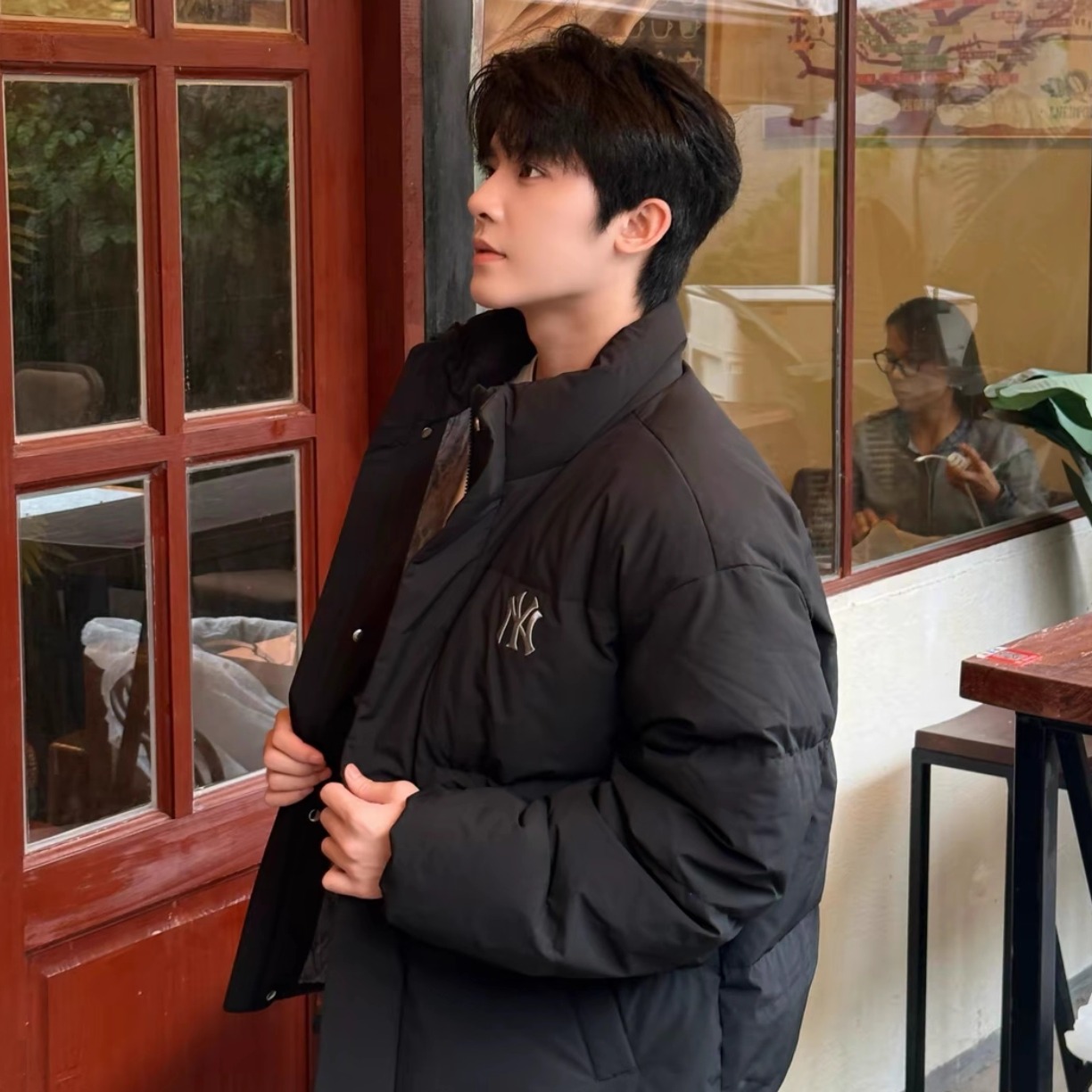 球星男女同款防风保暖舒适羽绒服3ADJM0356-3ADJM0456-3ADJM0646