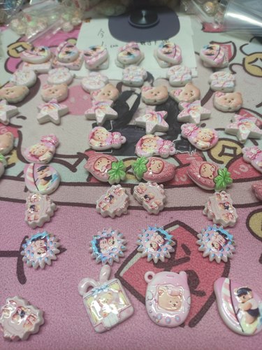 （15元包邮）9个小熊粉色双面浮雕120-009