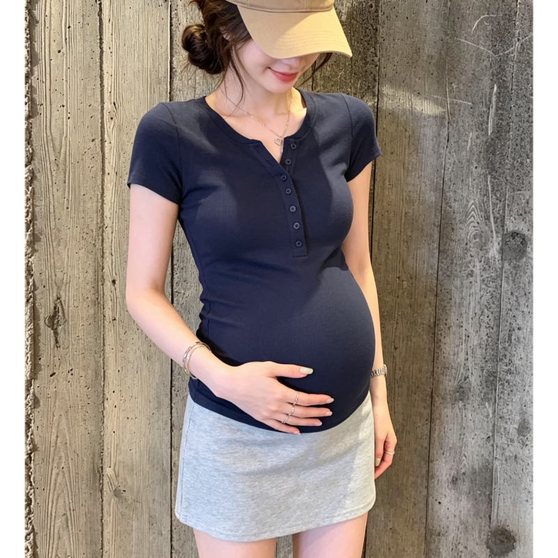 孕妇装2026夏季新款时尚圆领排扣哺乳短袖T恤衫简约百搭上衣宽松