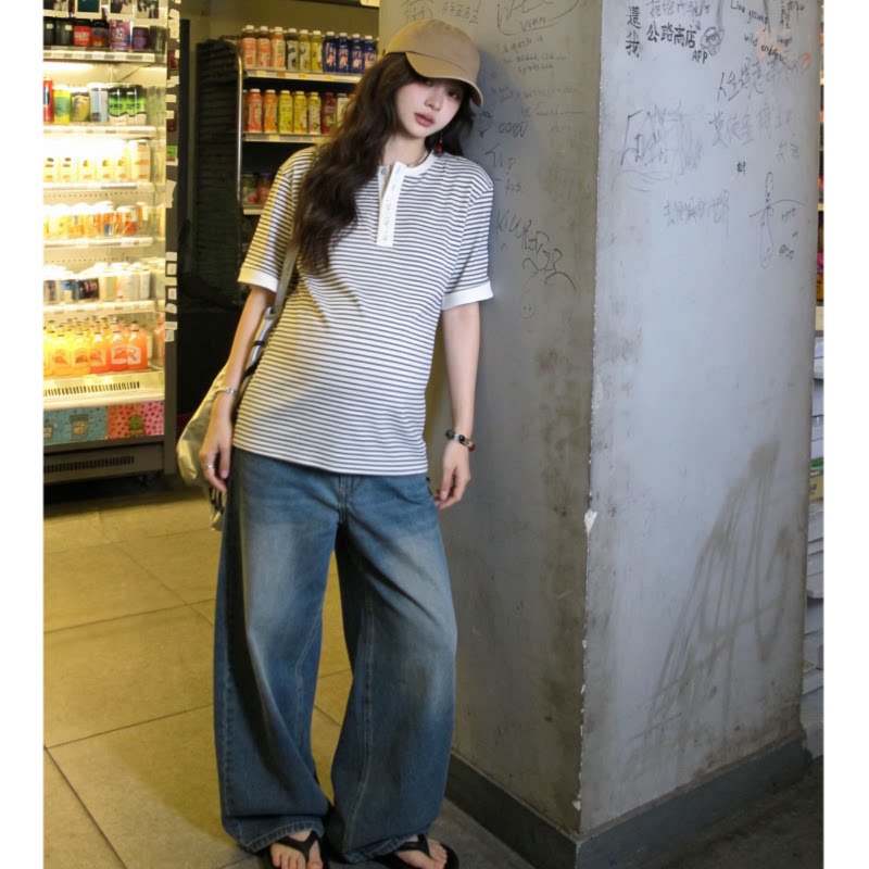 孕妇装2026夏季新款时尚圆领开扣条纹短袖T恤宽松显瘦气质上衣潮