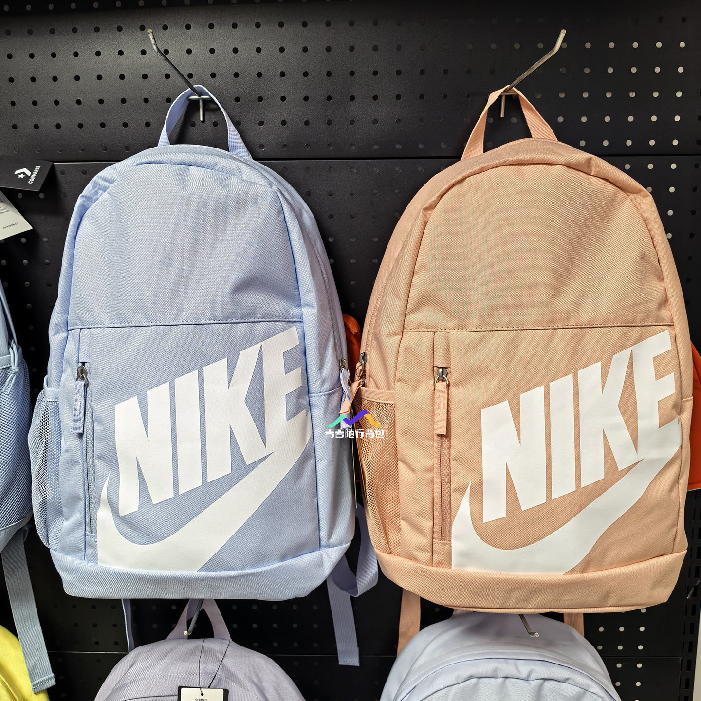 正品Nike耐克双肩包男女小学生中学生书包休闲背包旅行包轻便款