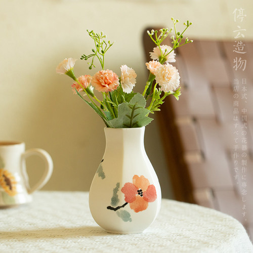 景德镇手绘花卉陶瓷小花瓶迷你