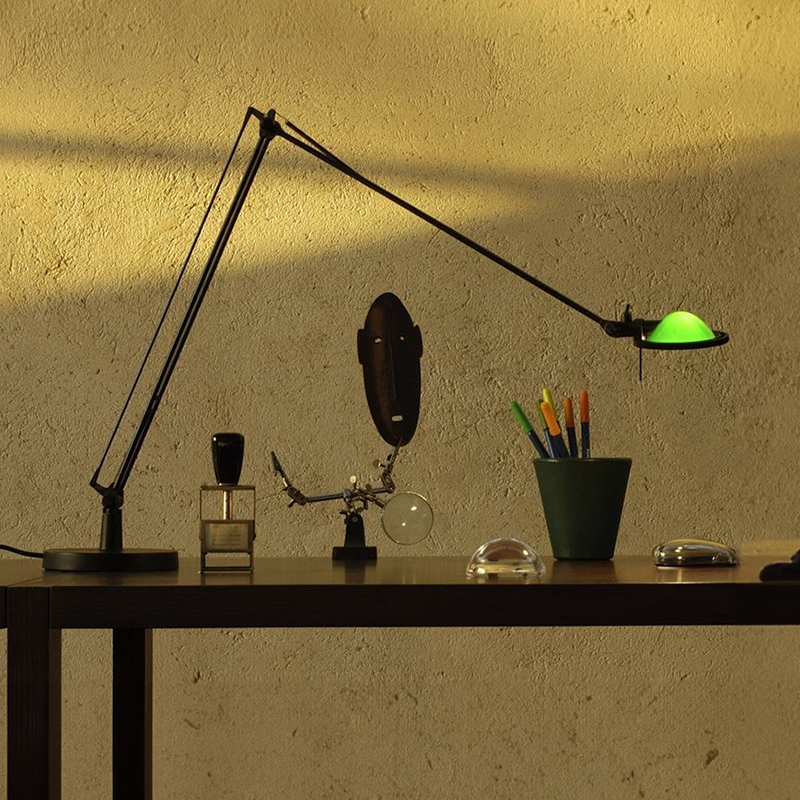 意大利原装进口Luceplan Berenice现代简约卧室书房阅读护眼台灯