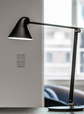 丹麦进口Louis poulsen NJP现代简约卧室书房护眼学习台灯