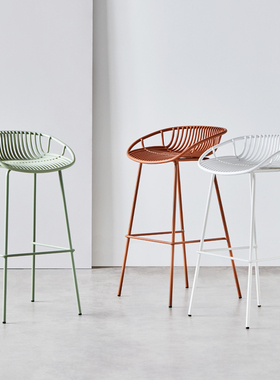 北欧铁艺高脚凳55cm现代简约家用黑色塑料吧凳70cm吧台椅镂空吧椅
