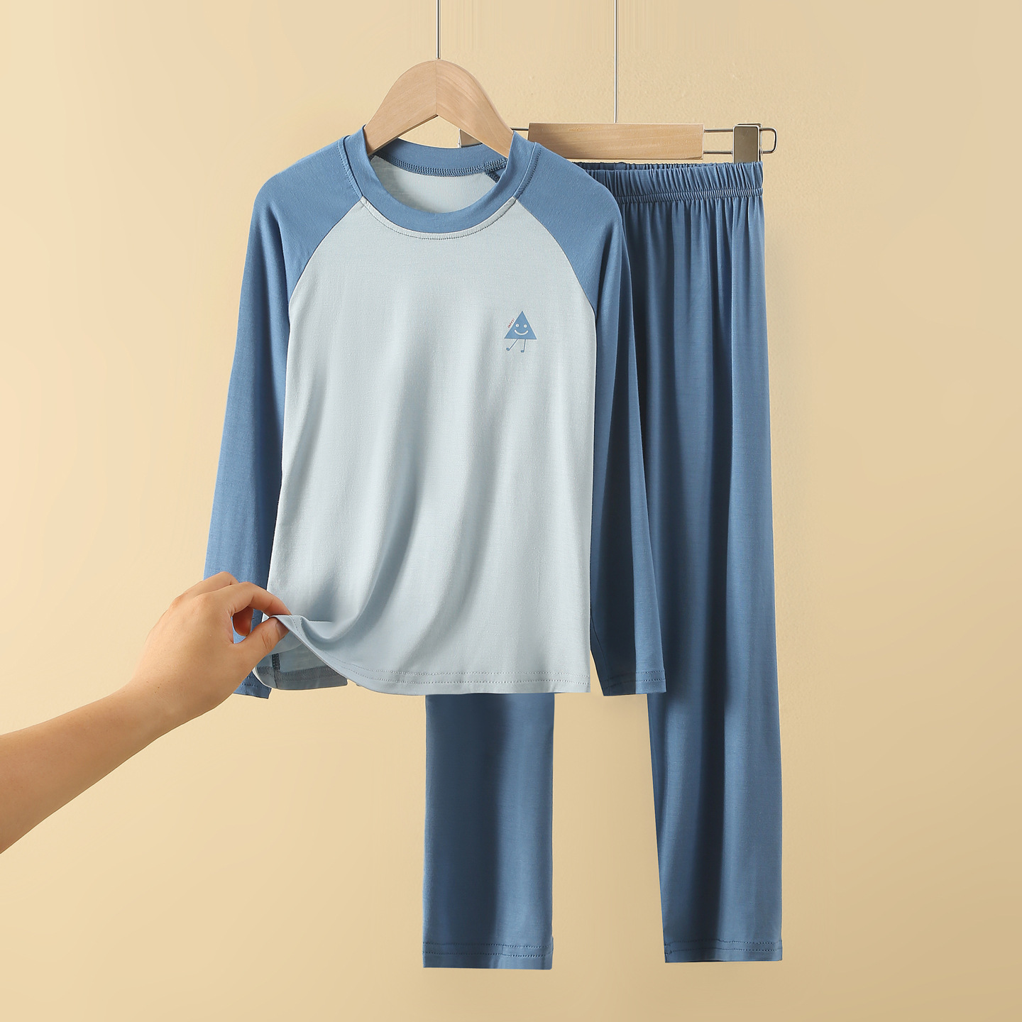 儿童莫代尔春秋睡衣男童长袖长裤家居服套装青少年大童秋衣秋裤