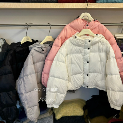 黛黛冬季连帽加厚短款面包棉服女