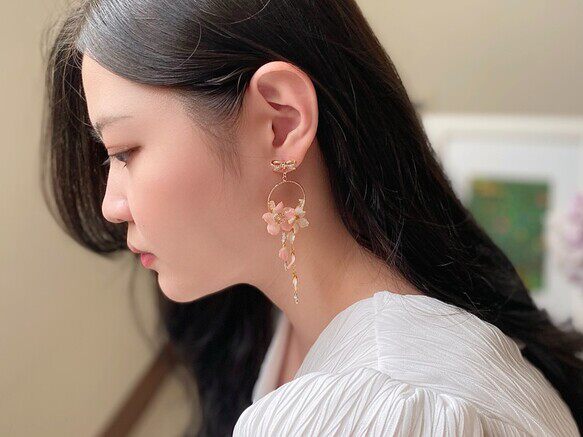 豆のCreema minne代购樱花飞舞造花液温柔可爱耳钉耳夹女生礼物