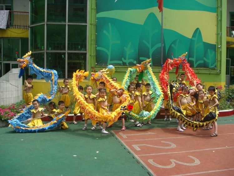 特价龙灯地区特色工艺品 舞龙舞狮道具儿童龙 绸布龙红色幼儿园用