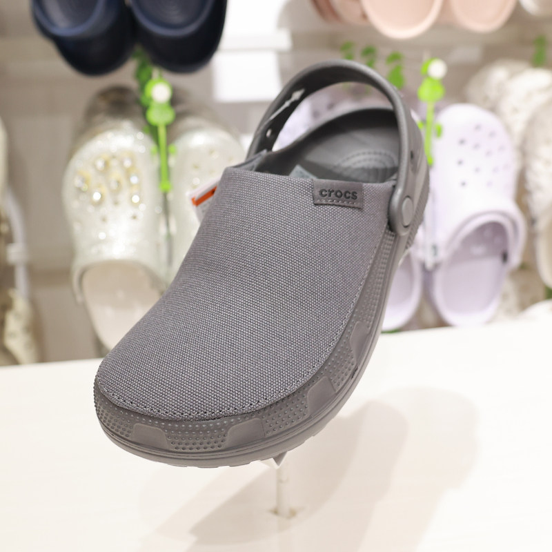 crocs经典轻走男女鞋包头凉鞋图片