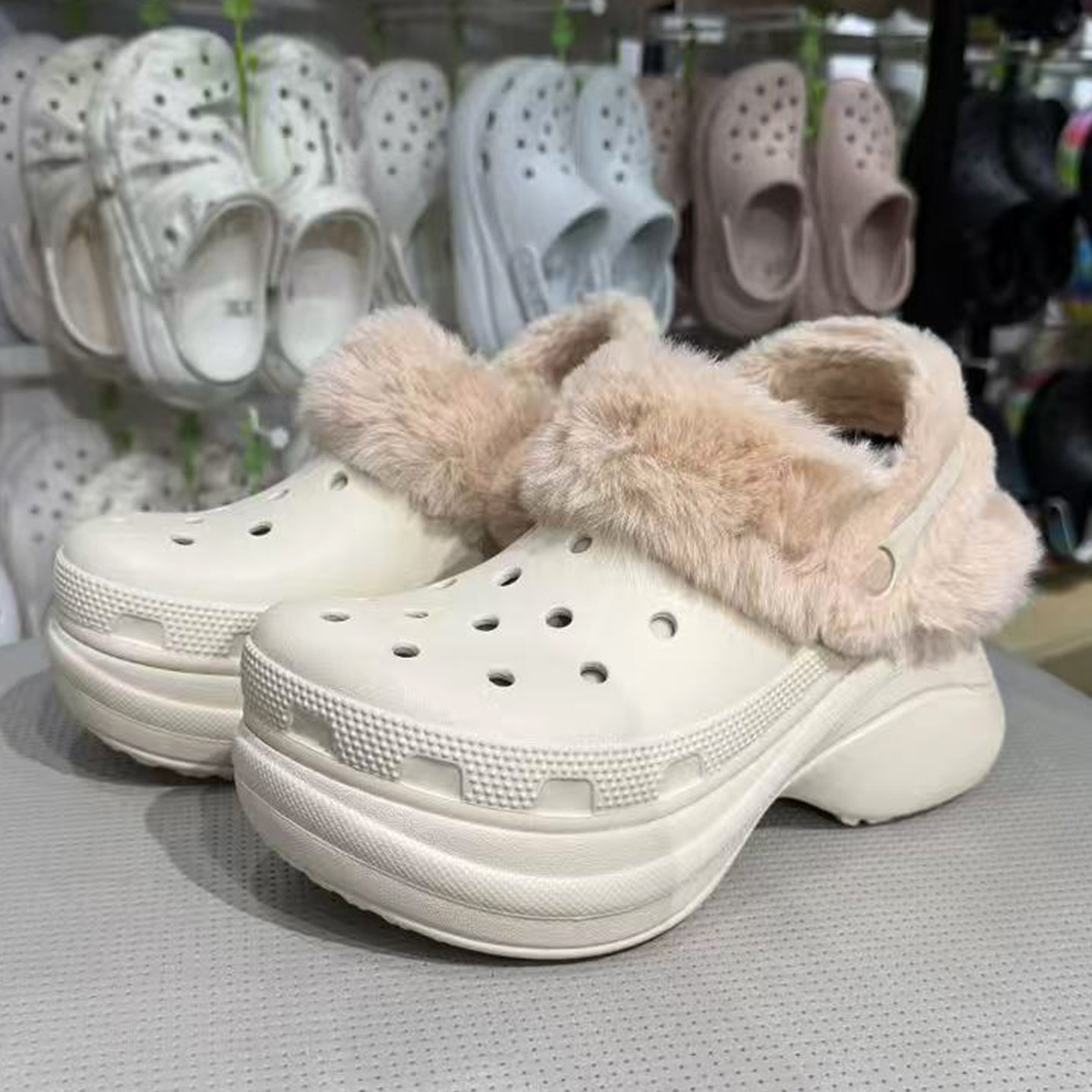 Crocs卡骆驰复古暖棉ClogBAE