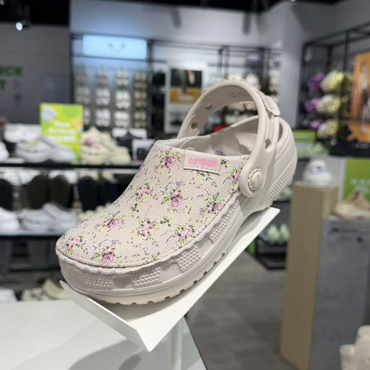 Crocs卡骆驰经典轻走印花小Clog